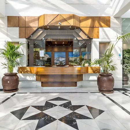 Precioso Y Muy Cerca De La Playa En Gaviotas Marbella